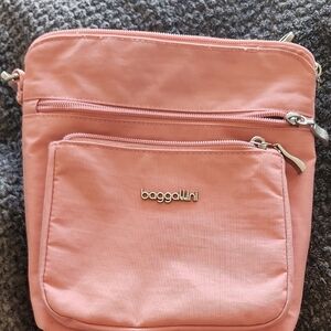 Baggallini Blush Crossbody Bag